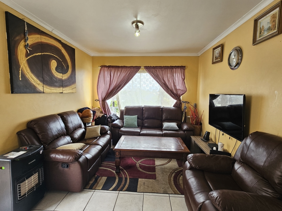 2 Bedroom Property for Sale in Vasco Estate Western Cape